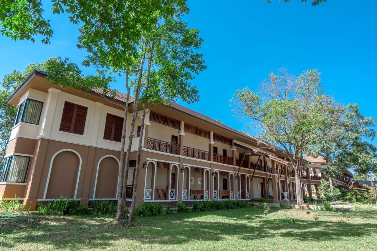 สบายดี วัลเล่ย์ Hotel Ban Gnik ภายนอก รูปภาพ